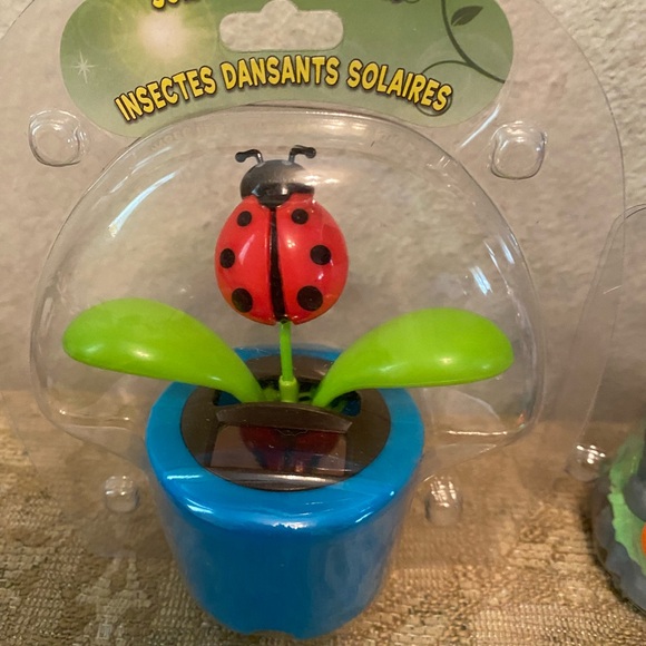 Solar Swinging Ghost 4” Halloween & Ladybug NEW - Picture 4 of 5